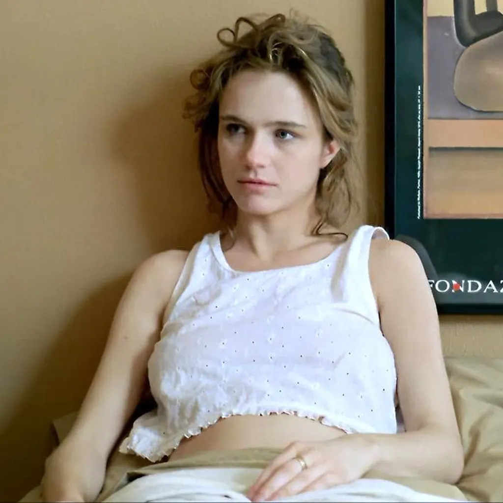 The Ages of Lulu (1990) – Francesca Neri